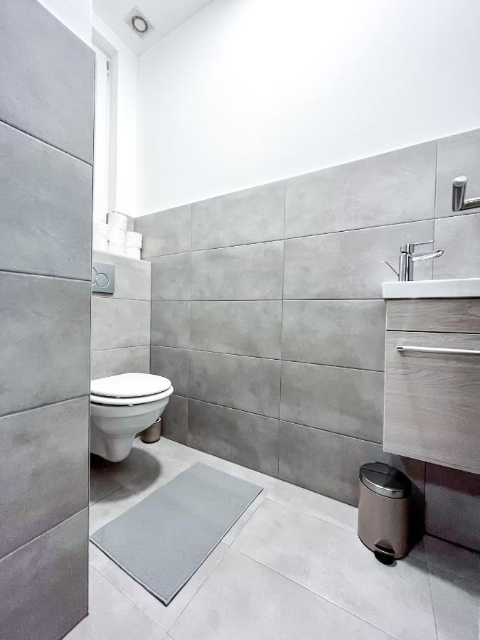 T32 Central Modern Suites بودابست المظهر الخارجي الصورة