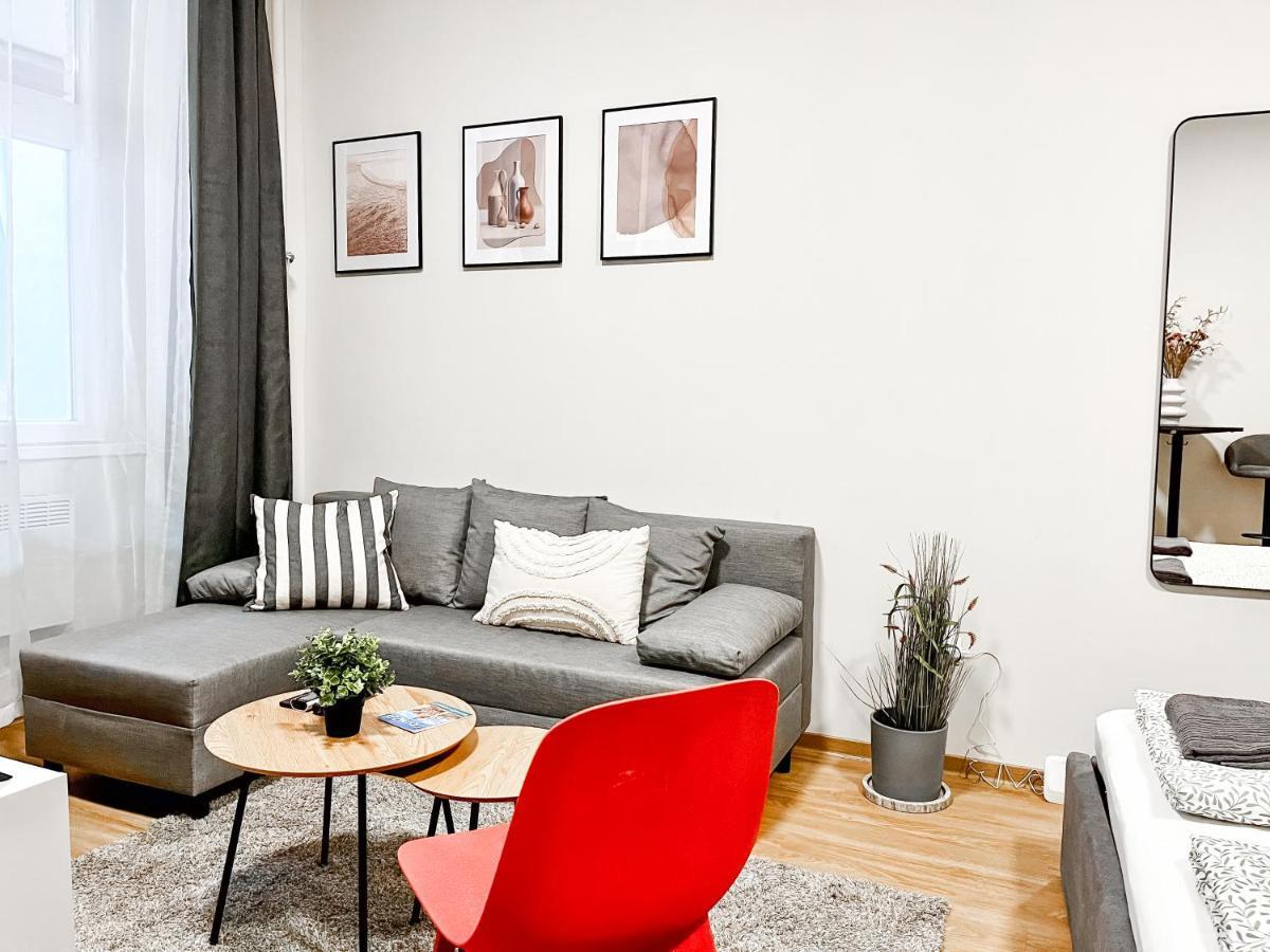 T32 Central Modern Suites بودابست المظهر الخارجي الصورة
