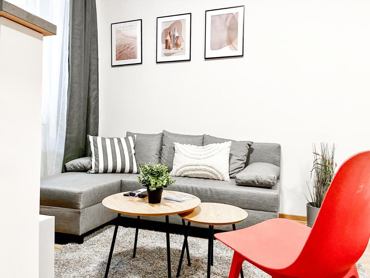 T32 Central Modern Suites بودابست المظهر الخارجي الصورة