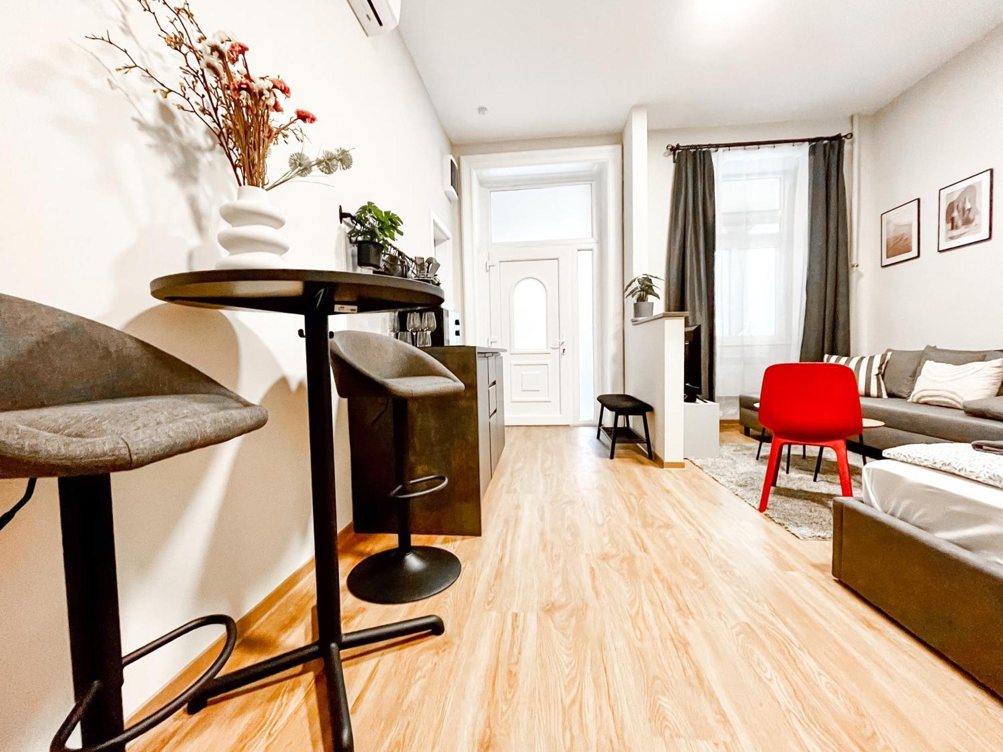 T32 Central Modern Suites بودابست المظهر الخارجي الصورة